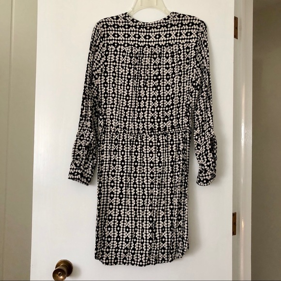 Loft dress - Picture 2 of 3